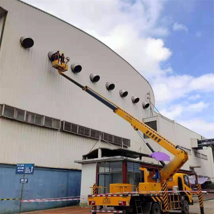 镇江润州高空作业车出租服务：专业广告牌安装解决方案