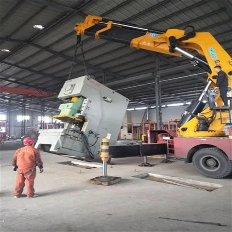 镇江润州80吨折臂吊车出租附近电话